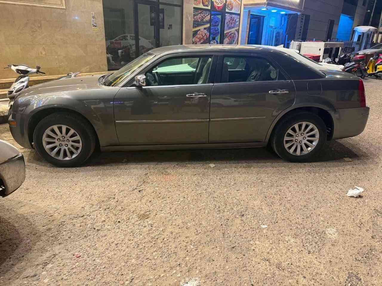 سلام عليكم سياره البيع موديل 9 اصل سياره جاهزة تخم تاير حداديه جديده تبريد مكينه كير سياره بيهة جراد بل قمارة وصبغتهة بدون معجون شرط سيارة وارد كندي بدون حادث رقم ربيل سنوية جديدة ل30 بنيد فتحتة علمود شديت مكينة جديدة سعر 105 بيهة مجال كلش قليل الاستفسار *********** مكان ميسان سونار مرفوق معي النشر
