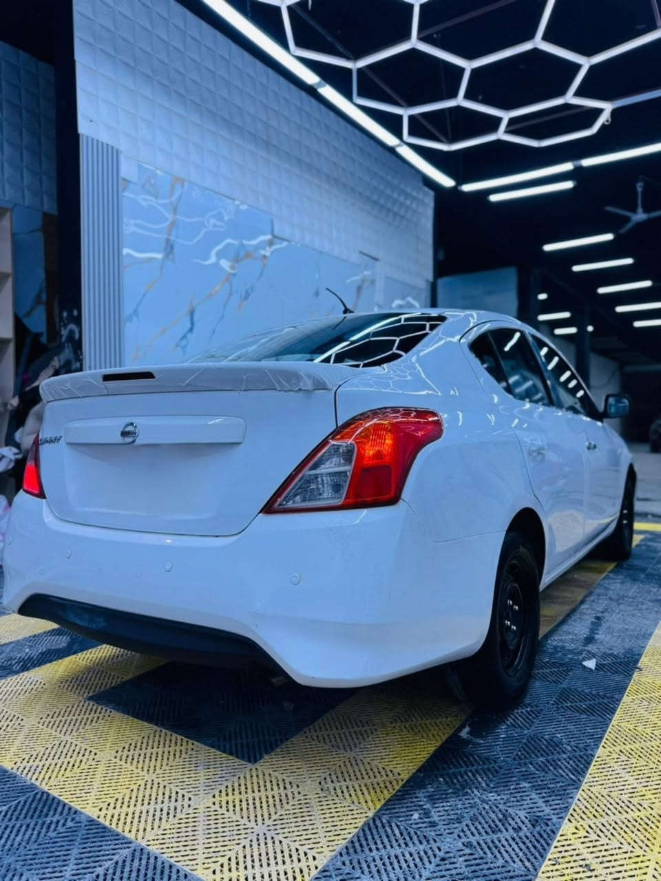 للبيع نيسان صني 2020 هندي مكفوله سياره جاهزه من كلشي اي نقص مابيها كير مكينه مكفولات سعرها 
102 وبيها مجال 
***********
