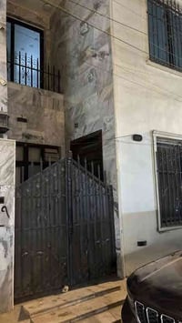 توفر بيت حديث 3 غرف نوم وصاله ومطبخ وحمام منطقة الدورة حي دجلة مساحة 1...