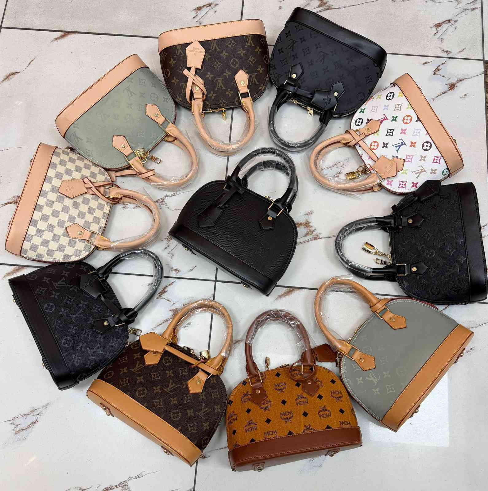 جاهز للشحن من المصنع مباشره
 حقائب نسائية ماستر كوبي كواليتي عالية 
 لطلب للأنضمام إلى قناتنا على التيلجرام جميع الموديلات اشترك 👇
https://t.me/+FVKXbZuire1kZGFk
https://t.me/+FVKXbZuire1kZGFk
تابع قناتنا على الواتساب 
https://whatsapp.com/channel/0029VbBYql5IyPtT3NnOT83d


**إذا كنت صاحب هذا الإعلان وتريد حذفه لأي سبب، رجاءا أرسل رسالة إلى الدعم الفني**