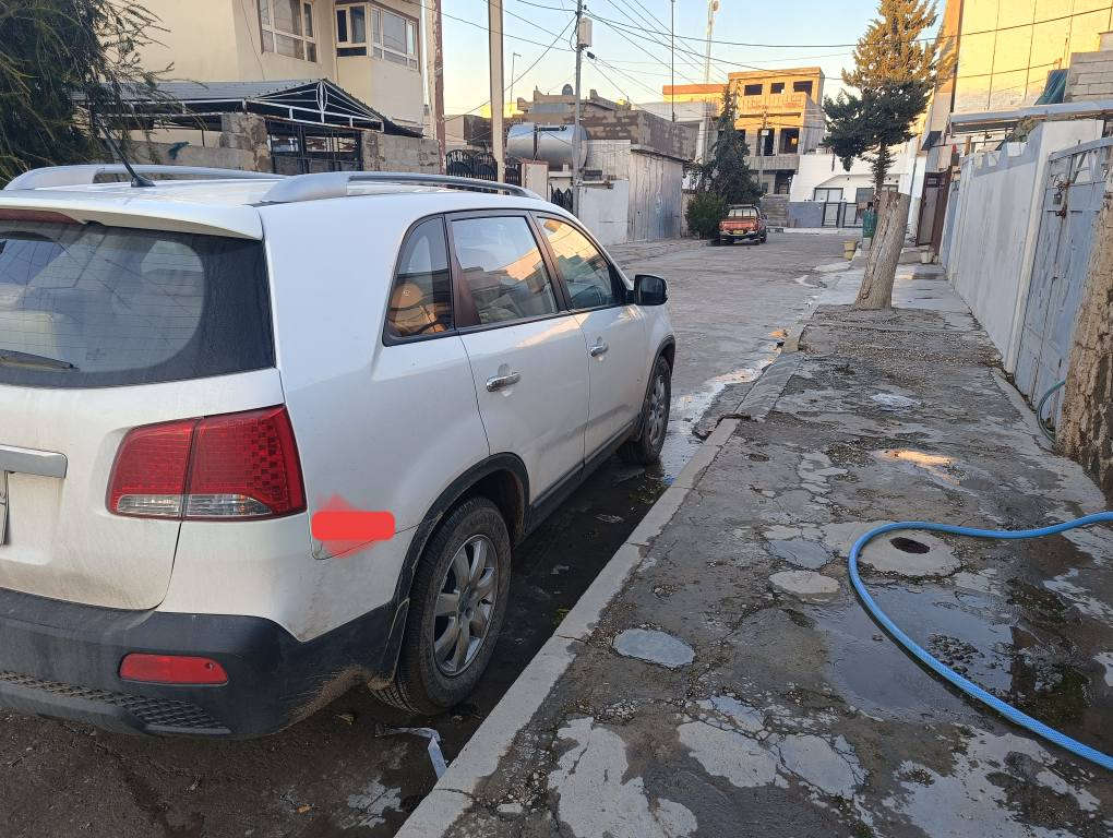 Kia sorento 2013
گێرو مەکینە بەشەرت نەکراوەتەوە
دوو پەڵە بۆیاخی هەیە لەرەسمەکان دیاریم کردوە
3 ڕیز کوشنە
سەنەوی بەسەرچوە
شاشە . کامێرا . ڤۆلیوم . ویل کڕۆم . جام کارەبایی . ئاوێنەکانی ئەخەوێت . ناو فۆرمیکا . بلاجکتۆر . ئاوێنە ئیشارات . ABS . AUX . USB . 

***********    *********** شمشمل, السليمانية
