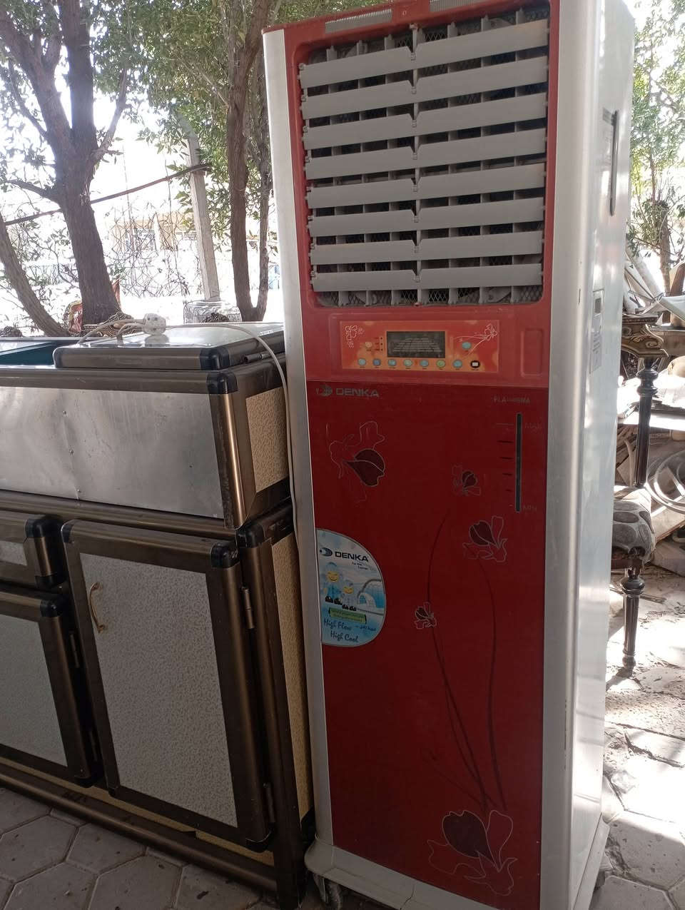 انواع الغراض المنزلية نجف حي الحسين خلف مطعم العزاءم مقابل هيئة الحج والعمره القديمه  ***********
