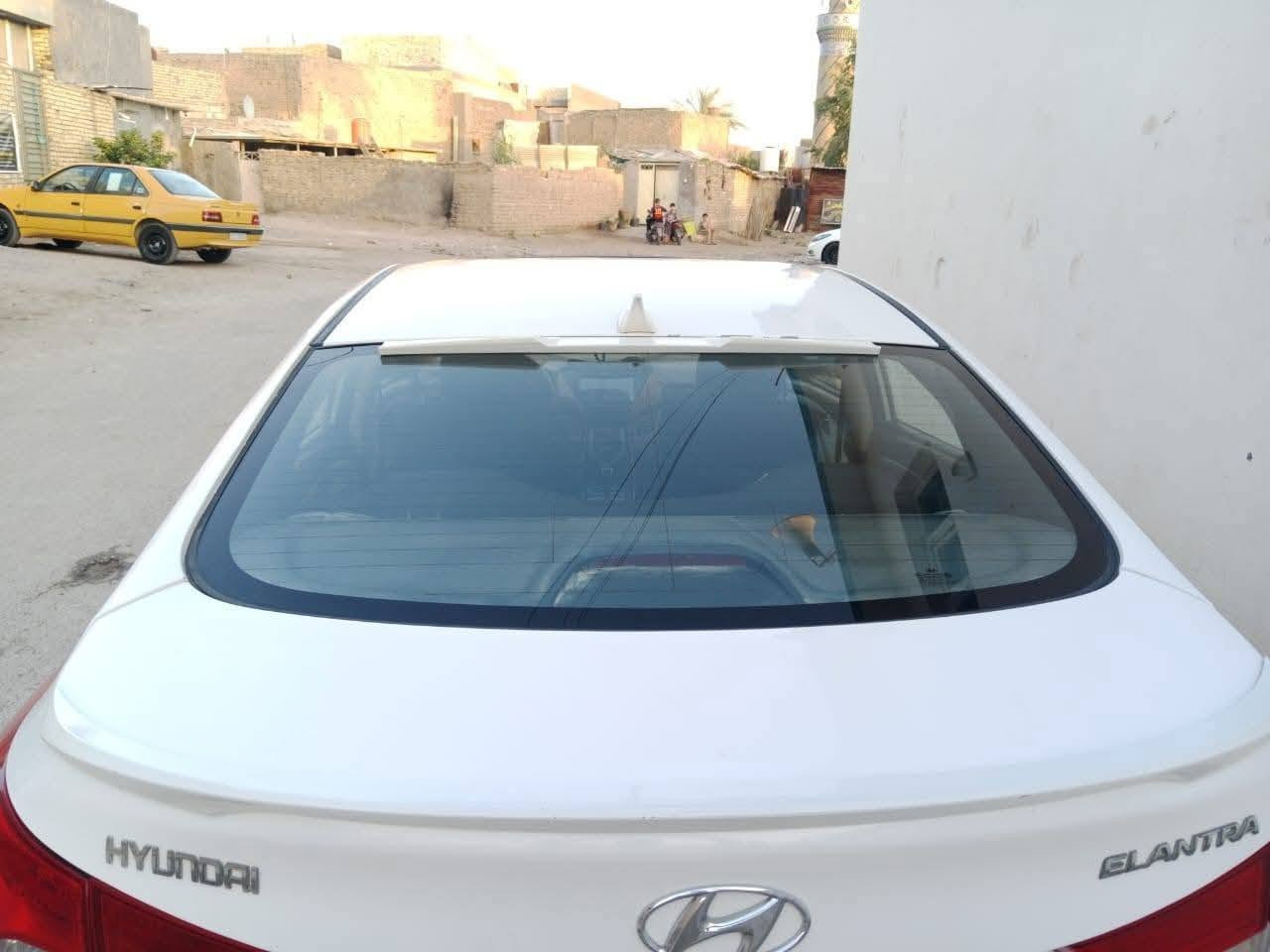 السلام عليكم النترا ٢٠١٤ خليجي مكينة ١٨٠٠ فول ماعدا البصمة مصبوغة عام  للتفاصيل أكثر اتصل *********** رقم انكليزي باسمي
