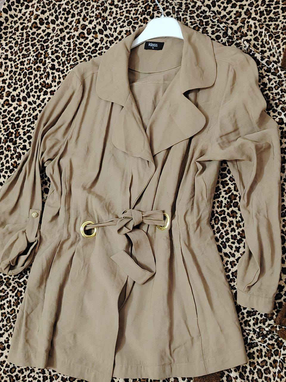 🚨 تصفية ملابس نسائية 🚨
عندي مجموعة ملابس نسائية حلوة وأنيقة بحالة ممتازة جداً، أغلبها لبس مرة أو مرتين فقط.
✨ موديلات مرتبة وناعمة
✨ أسعار أقل من السوق بواية
✨ قطع محدودة واللي تلحق تاخذها
⚡السعر الستر 13 القميص الكابوي7 القاط الابيض20
اللي تعجبها قطعة تكتب تم أو تراسلني خاص 
الحجز للأسرع قبل لا تخلص القطع 🌸


**إذا كنت صاحب هذا الإعلان وتريد حذفه لأي سبب، رجاءا أرسل رسالة إلى الدعم الفني**