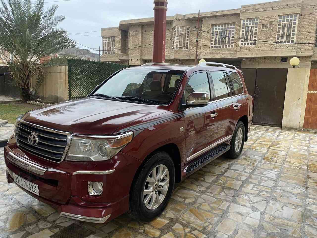 لاندكروزر GXR للبيع
-موديل2010
-رقم بغداد دولي (تحويل مباشر) سنويه وهزة جديده
-لون ماروني 
-مكفولة كفاله عامه من الصبغ والتبديل والحادث 
-محرك 6 
-مكينة مكفوله ما مفتوحه 
-ماشيه 210 الف كيلو متر 
-ملاحظة : السياره بيهه جراد بالبنيد والقماره باقي على وضعه 
-السعر 265 بي مجال بسيط 
-مكان السياره الفلوجة 
للتواصل / ***********
