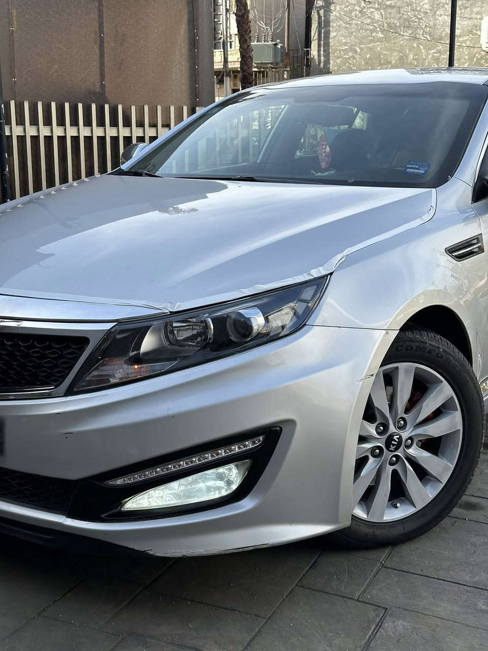 كيا اوبتما 2012 وارد امريكي بيهة 4 قطع صبغ  جانبي   مكفولة من الدواخل بجم كبس شواصي وتكم وحوض كلة كفالة 
رقم بغداد بسمي سنوية لل 2031 هزة ورقم كلة جديد 
مكينة 2400 مكفولة وممفتوحة وگير كذالك. ملاحضة ماشية 83 الف ميل حقيقي وبل نسبة لخواتهة مماشية اصلا 
صدر امامي كلة جديد + دريم شفتات 
تخم تاير جديد جواهة 
صدر خلفي جديد بس قواعد دبل مو زينات 
تبريد منظومة هذ الصيف سويتهة 
تدفئة اكيد شغالة 
مواصفات النص فول 
تحكم ستيرن جهتين 
eco موود 
مثبت سرعة + مانع انزلاق 
اشاير بل مري سنتر لوك + منافذ ال Usb 
كامرة خلفية وبعد بيهة هواي سوالف حلوة 
سيارة مرتبة ومال جناي ونضيفة والصور تحكم 
مكاني بغداد حي الاعلام. 
سعرهة 108 وبيهة مجال للشراي 
***********
