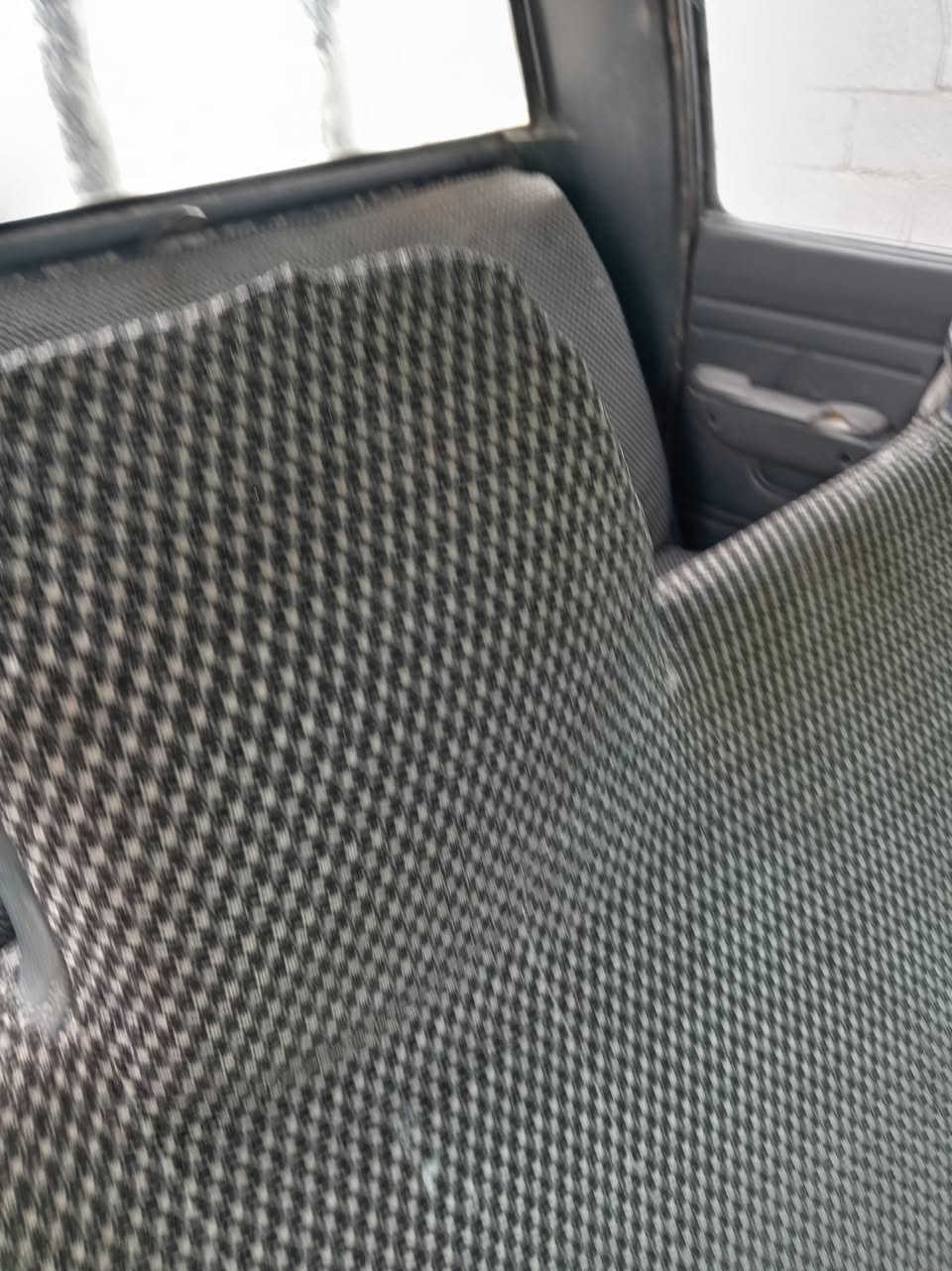 من رخصت ادمن بيكم موديل ٩٣ رقم ذي قار انكليزي تحويل مباشر سعر ٤٠ وبي مجال عنوان دوانيه البدير رقم ***********
