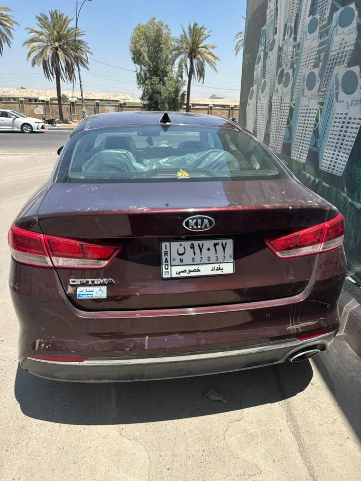 اوبتيما 2018 وارد امريكي
مواصفاتهة نص شاشة جبيرة تجي ونقطة عمياء ورادار خلفي 

كير ومكينة وتبريد مكفولات وين متريد تفحص حاضر

ماشية 58 الف مايل 

يحتاجلهة 

السيارة حادثهة من امريكا صفحة عكس السايق وسونار قبل يومين اخذت الي يحب يراسلني واتساب ويدلل 

السعر 115 وبيها مجال بسيط تجي تشوفهة تقتنع ومنختلف 

***********
