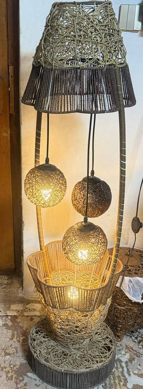 السلام عليكم عندي غراض للبيع دوشك طبي نفرين ميز طعام زجاج  مكاني الشعلة ***********
