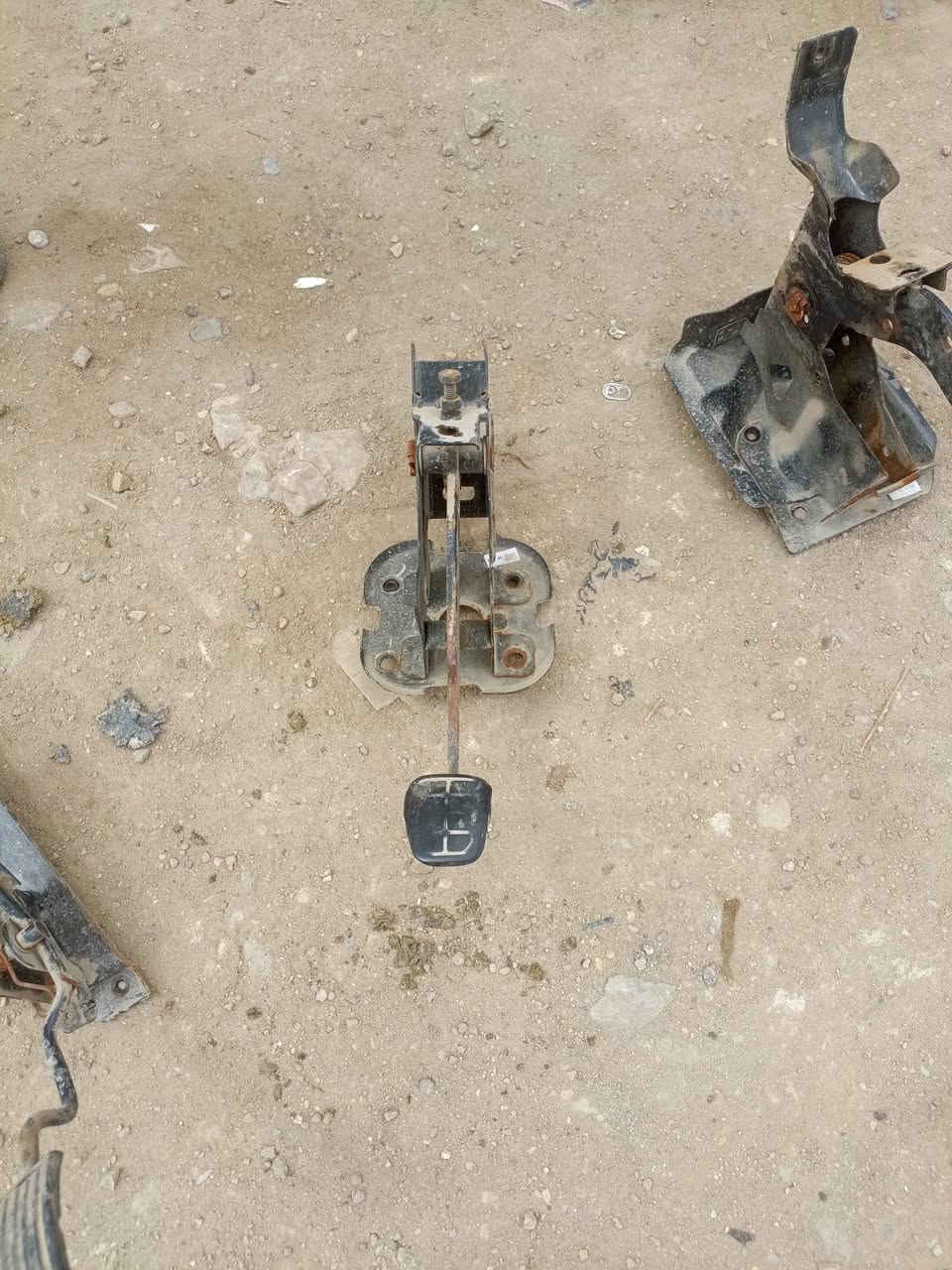 باقيات بس ذني الغراض. قيم بل يرضه الله ..توصيل بس عن الكراج..***********..مكان دوانيه
