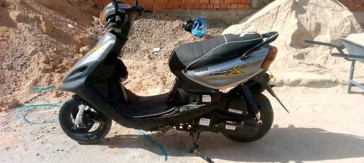 دراجه ماكس اسمهه قجمه يمكن مهم كامله ونضيفه كلش  للبيع ضروري لان محتاج عندي ضروف مكاني بياع علق علمنشوري وطبلك خاص او *********** بي واتساب سهل امري وربي يسهل امرك
