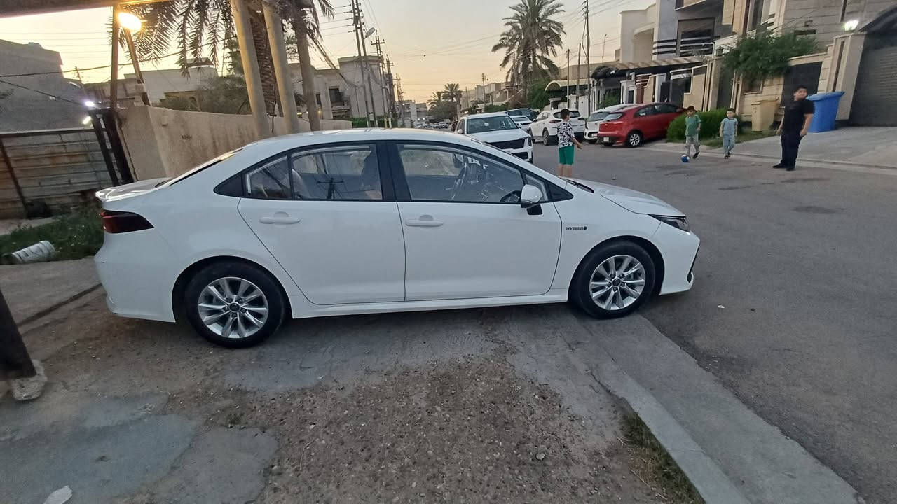 للبيع .. 23.500.000 عراقي
ماشي 36.000
كشن كهرباء 
فتحه 
بصمه 
كامره خلفيه 
جلد لونين بلادي 
حوضية جنطه 
حوضية ام دوسه 
مطريات 
بغداد  حي الخضراء. ***********
