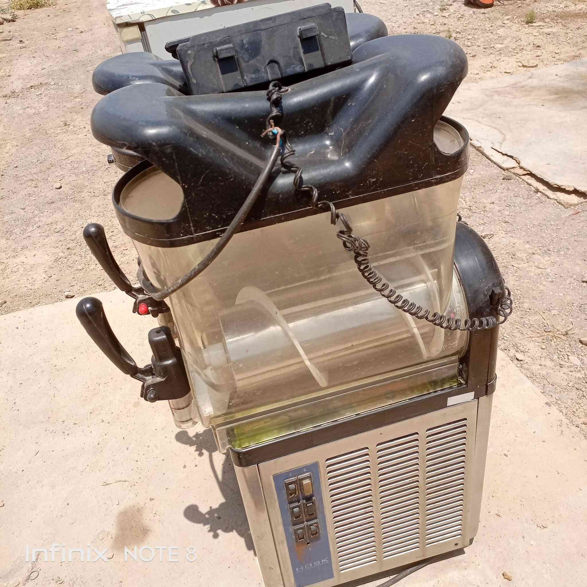 للبيع شرط شغال بس عوزه حنفيه وشويه ترتيب.. سعر 150 وبي مجال


**إذا كنت صاحب هذا الإعلان وتريد حذفه لأي سبب، رجاءا أرسل رسالة إلى الدعم الفني**