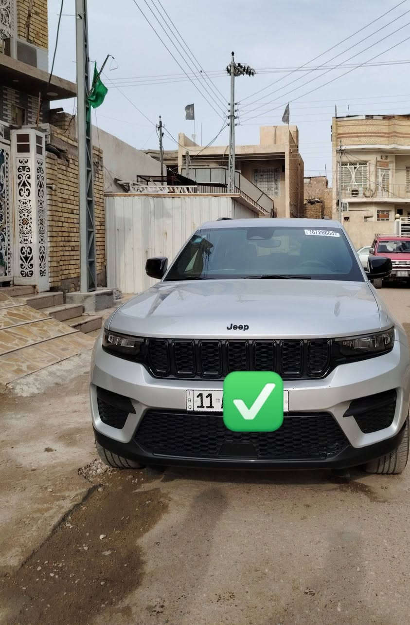 السلام عليكم جيب لاريدو موديل 2023
السياره مكفوله كفاله عامه فقط لحيه الدعاميه الاماميه  ماشيه 26الف مواصفات نص فول رقم بغداد 5راكب العنوان ميسان العماره الاستفسار الاتصال على الرقم ***********
