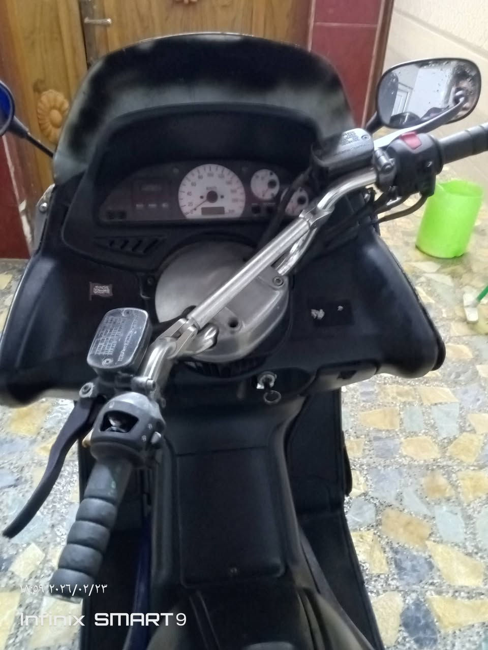 سلام عليكم البيع دراجة تي ماكس موديل 7الدرجة جيب فيتر وتعال افحص مكفوالة من البكن 
واتخانة كهربائيات كلة شغالة مابيهة نقص هورن شاير االايت ورقهة وخير من بس جاملق امامي مكاني بغداد البلديات رقم الهادف ***********
