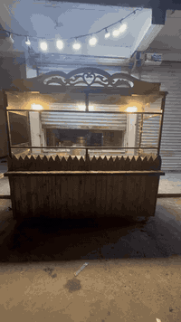 ميز لبلبي للبيع اربع مشاعل  كلشي يستخدم ميز للحلويات ميز لبلبي وشقلات ...