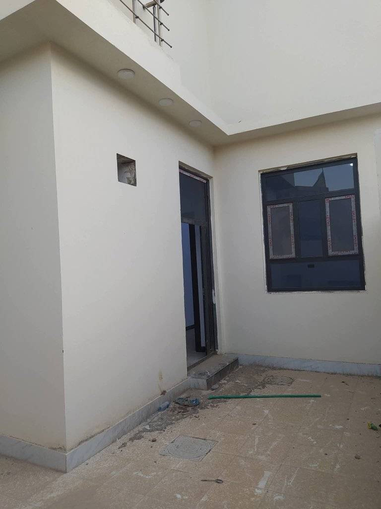 دار للبيع 
مساحه 150
بناء جديد تسليم مفتاح 
تسليم نفس اليوم 
ام النعاج مقابيل حي بغداد 
قريب على شارع الصناعية 
مال حمدان 300 م
طابو زراعي عراقي سند 25 
وكاله و نسخ من الطابو و مكاتب 
غرف نوم 
ديوانيه و صاله 
مطبخ و حمام 
الطابق الثاني 
غرف غرف عدد 3
صاله و حمام 
بناء بلوك 
شارع 8 م 
ماء كهرباء مدرسه نت كلشي قريب 
السعر 150
هاتف ☎️ ***********
