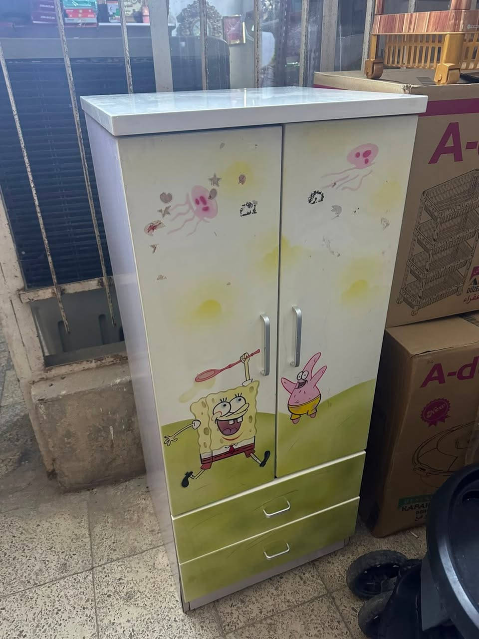 عربانه طفل مستحدم السعر 25 
كاروك مستخدم السعر 75
كنتور طفل تركي السعر 50 

حي العسكري شارع ابو غزال 

ابو عبدالله ***********
