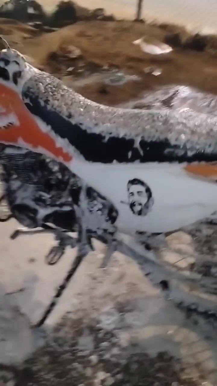 دراجه البيع قفله ملون ونص / ***********
