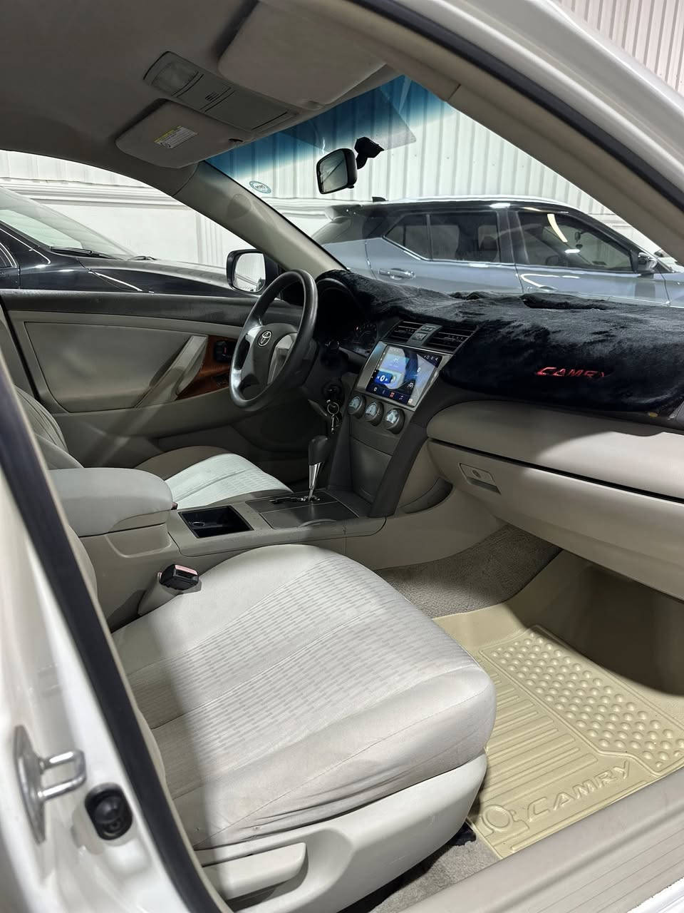 تويوتا كامري خليجي
موديل : 2011
السعر : 124 بي مجال 
رقم سليمانية : شرط التحويل والغرامات سنوية وهزه جديد لحد 2032 بي بطاقة بنزين
مكان سيارة : شركة سلام جلال فرع كركوك
للاستفسار وتساب : ***********
