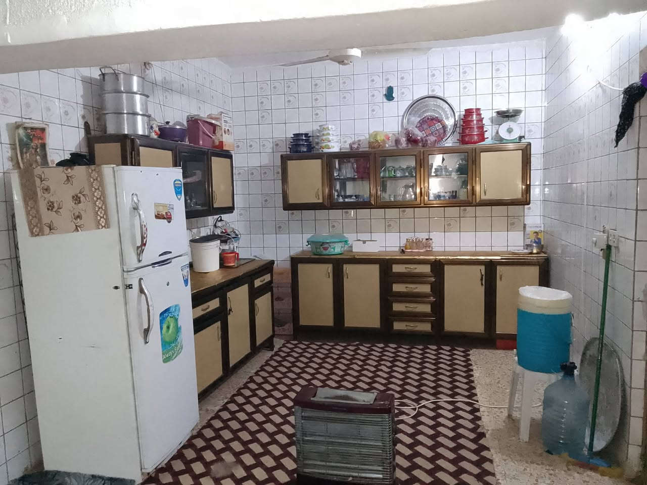 الدار للبيع مساحه ٣١٢ طابقين  كاملات من كلشي عنوان حي الشهداء بظهر البيوت الوجهن ع الشارع العام مقابل نهاوند بصف جسر الزهور منطقة هادئه ونضيفه البيت جبير والحديقة جبيرة والكراج جبير وبيت نضيف
***********
الدار للبيع مساحه ٣١٢ طابقين  كاملات من كلشي عنوان حي الشهداء بظهر البيوت الوجهن ع الشارع العام مقابل نهاوند بصف جسر الزهور منطقة هادئه ونضيفه البيت جبير والحديقة جبيرة والكراج جبير وبيت نضيف
