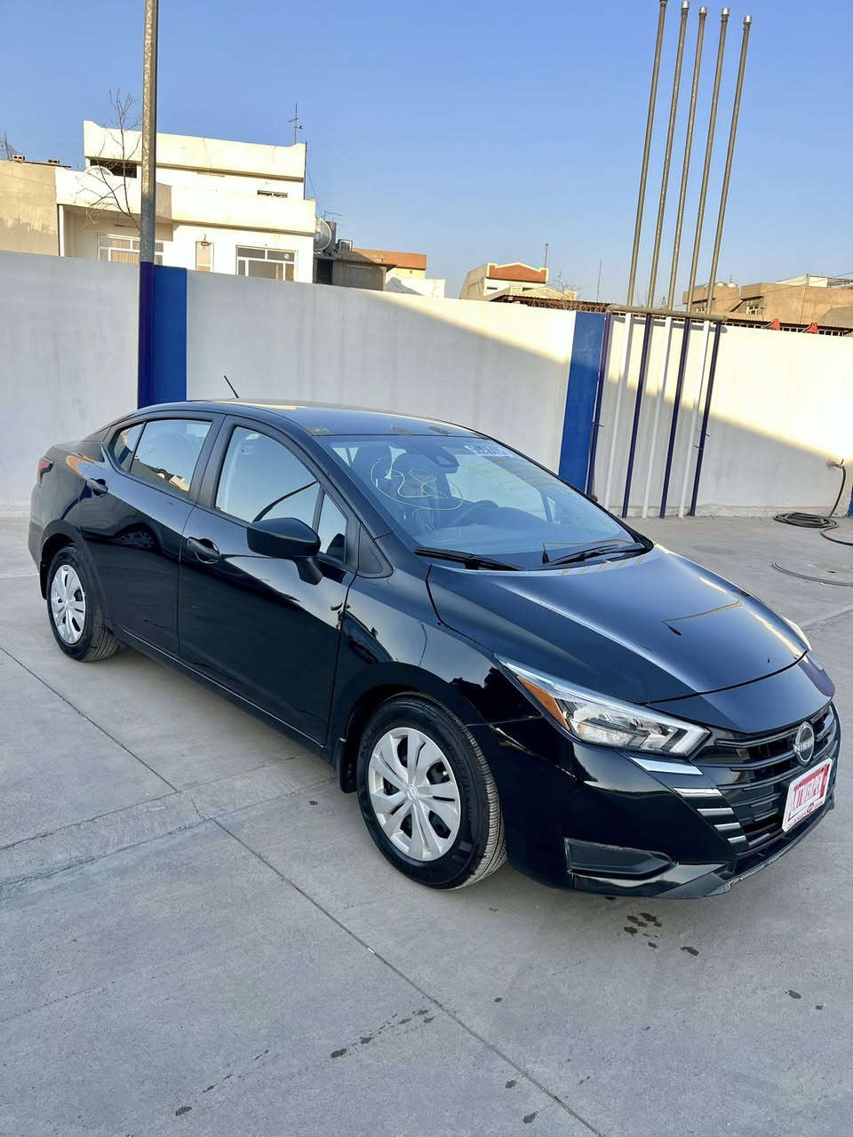 نيسان فيرسا موديل 2025 🖤
بدون صبغ ✅ 
ايرباكات ستيرن ✅
ماشية 2 الف فقط ( زيرو )

مواصفات ♻️
رادار - حساسات
شاشة عطلات
نقطة العمياء
شاشة 
كامره
تحديد سرعه
تحديد مسار
نظام eco
نظام سبورت

العنوان / اربيل شارع 100 ( معرض اربيل كارس )
سعرها 112 ورقة ومجال
 بدون رقم تترقم اربيل دهوك السليمانية 
للاتصال واتساب☎️📞 ***********
صور الحادث ورقم شاصي موجود 👇
