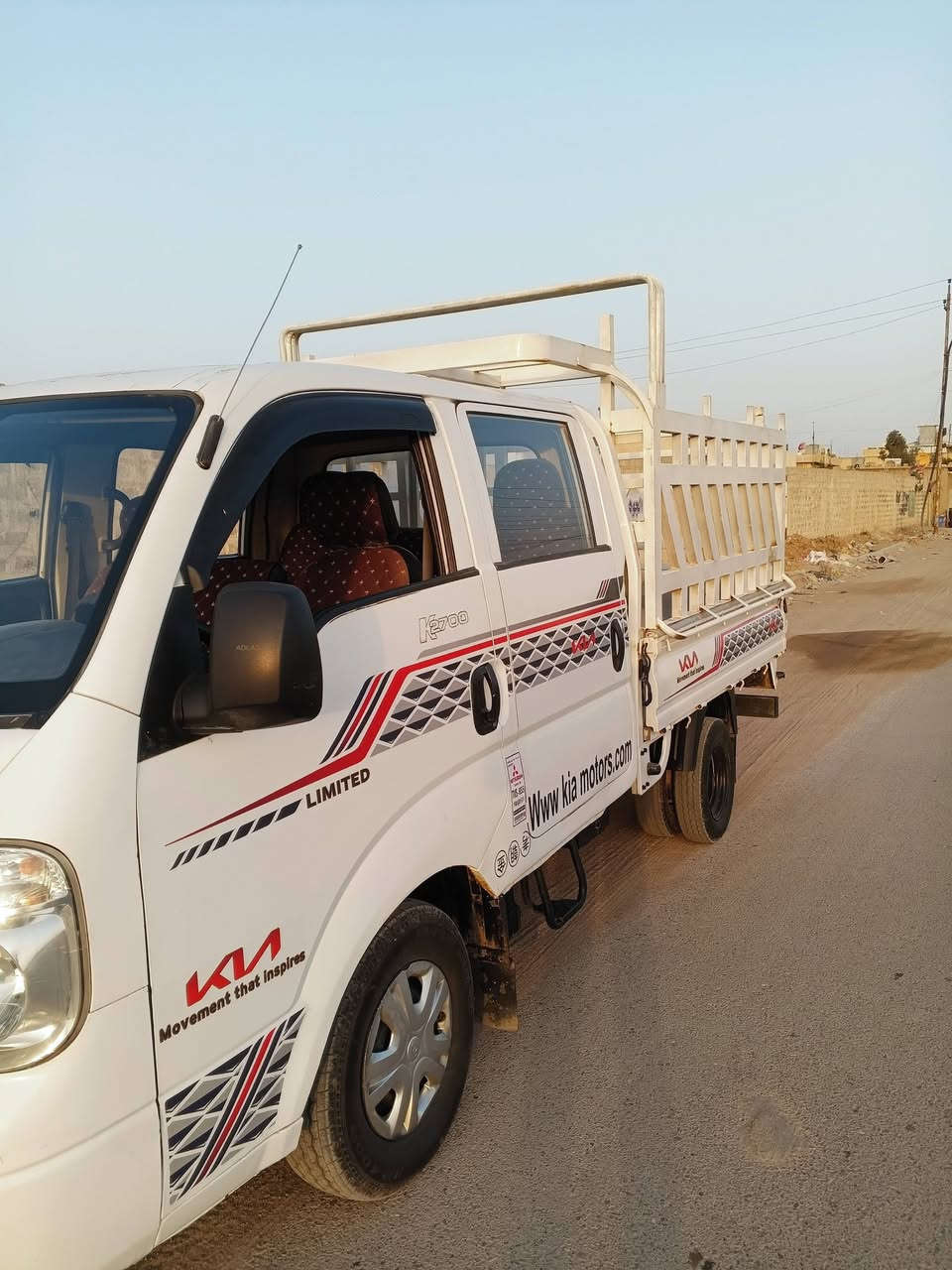 سلام عليكم 2012محرك 2700سياره جديده بسمي سنويه 31 نكليزي كير محرك اكسن شاصي مكفولات بيهه صبغات  بصيطه مكان بغداد العبيدي السعر 115بيهه مجال خاص ما جواب ***********
