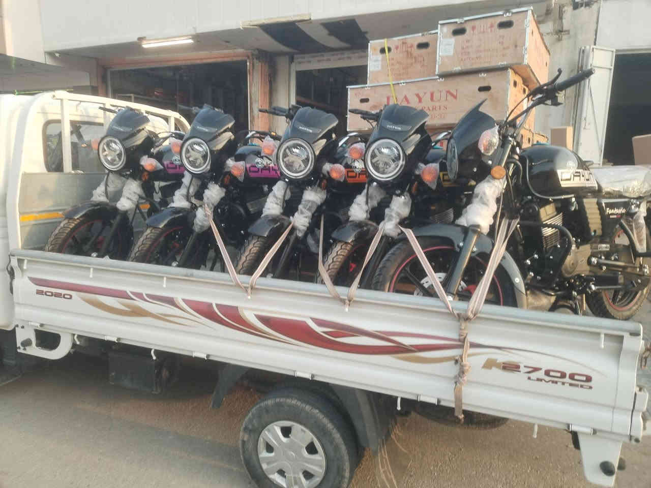 دايوان 25 شكل الجديد متوفر مرقم جمله مفرد عندنا توصيل الى جميع المحافظات اتصل وبخير وتدلل سعر الكلاسيك 1,525 مكان ديالى خالص الناي اداره سمير العبيدي موجود واتساب اتصل والخدمه *********** ***********
