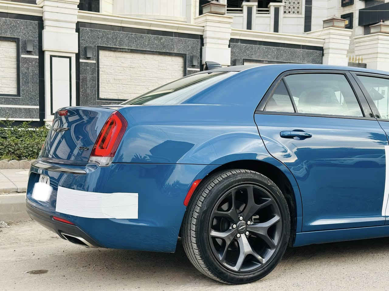 سعر مناسب 222$🔥
السلام عليكم 
كرايسلر اوباما 300.  C.   بعدهي بوضع الشركة
   اصل اصل2020.   
المحرك : . v6. 3600.
هاتف /***********
وارد امريكي  حادث جاملغ وشوي من بنيد باقي مكفول  
   
صور الحادث مرفقة بلمنشور 
كير محرك بشرط  كفالة  
ماشية.50mi.  بشرط الفحص
رقم بغداد دولي  سنويه جديد هزه فحص جديد تحويل بشرط
 
📍مواصفات الC.  فول 1/1 
📍بصمة تشغيل  
📍 كشنات كهرباء 
📍كشنات تدفئة +تبريد 
📍تدفئة ستيرن
📍مثبت سرعة 
📍كامرا خلفية 
📍مري جانبي هيتر 
📍دخول ذكي (بصمه)
.
وبعد مواصافات ال C المعروفه 
السعر222$ مع المجال
