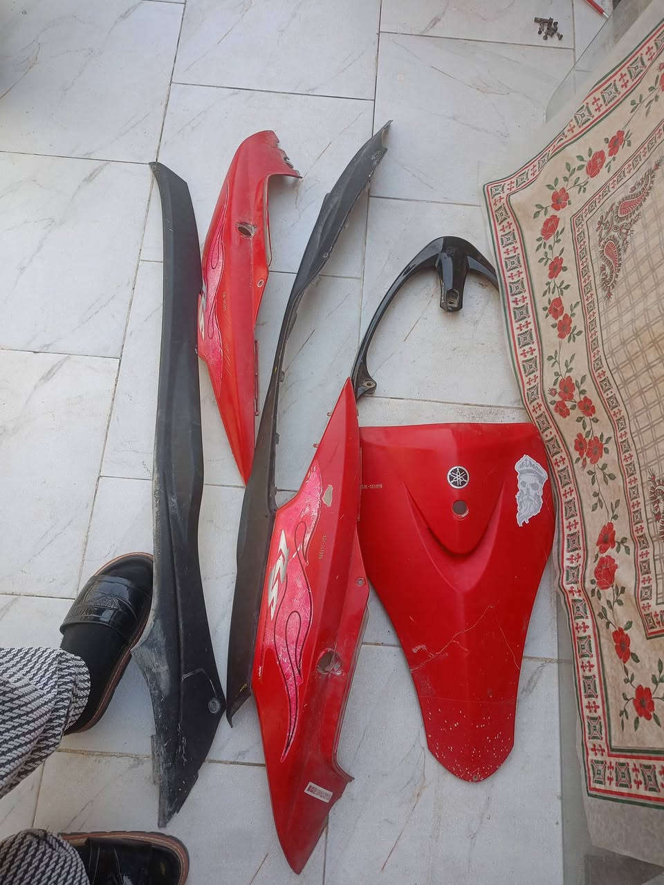 كلمن وسهره كفر اسود 20 ازرك 30 احمر 40 
وياله 15
كزوز اف ام 15 
***********
