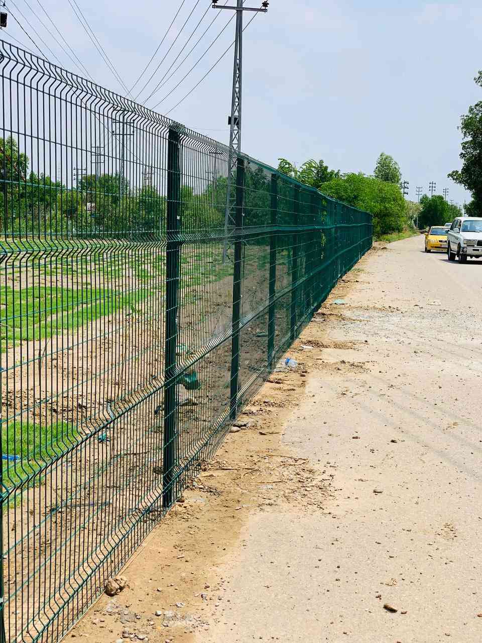 #شركة الفرات الأوسط 
خبرة وجودة عالية في تنفيذ جميع أنواع الأسياج الحديدية والعشبية لتأمين وتجميل مختلف المواقع! 🌿🛡️

🔹 أنواع الأسياج التي نقدمها:
✔️ أسياج BRC
✔️ أسياج الجينكو
✔️ الأسياج العشبية (للمظهر الجمالي والطبيعي) #عمل_ونصب_اسيجة_الـ_بي_ار_سي_Brc

🔹 نُجهز ونركب الأسياج لـ:
🏡 المزارع
🌳 البساتين
🏞️ الحدائق الخاصة والعامة
🏢 دوائر الدولة والمؤسسات

🔹 جودة ممتازة – أسعار منافسة – تغطية شاملة لكل العراق
🔹 خدمات تركيب، صيانة، واستشارات فنية من فريق متخصص

📞 للتواصل والاستفسار من الزر اسفل المنشور او على الارقام
*********** متوفر واتساب 
*********** متوفر واتساب
