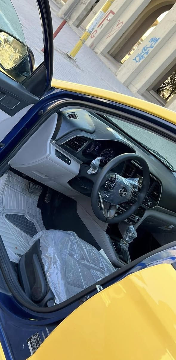 السلام عليكم النترا 2020  وارد امريكي حادث طخه خفيفه بل دعاميه  او راجع  نفسه ليبل واحد بدون تبديل كامل صور الحادث بل منشور ماوصله لا لغد ولاشاصي سياره جديده بمعنه الكلمه ير جديد د مال شركه كبات 
مواصفات شاشه كامره دواره رادار امامي وخلفي شاشه اعطال تحكم ستيرن جهتين تحديد مسار توقيف ذاتي ايكو اقتصادي بانزين مانع انزلاق حساس تاير. ثلاث انظمه قياده     تبريد ثلج 🧊 
رقم بغداد الماني اتصال *********** ☎️  السعر 112 مستعجل عل بيع
