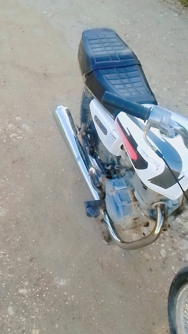 سلام عليكم للبيع اربعه كير ارشه موديل 2016 بليته موجوده ورقم الشاصي موجود الدراجه حلوه مكينتها صاروخ الدراجا مطلعها من الحجز صار يومين الدراجا يحتاجها ترتيبات بصيطه السعر 225وبيها مجال بصيط الاستفسار خاص او تصل *********** والشراي بي خير ويدلل مكاني مسيب
