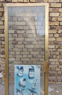 واجهة محل • قابل للتفاوض • جام خانه