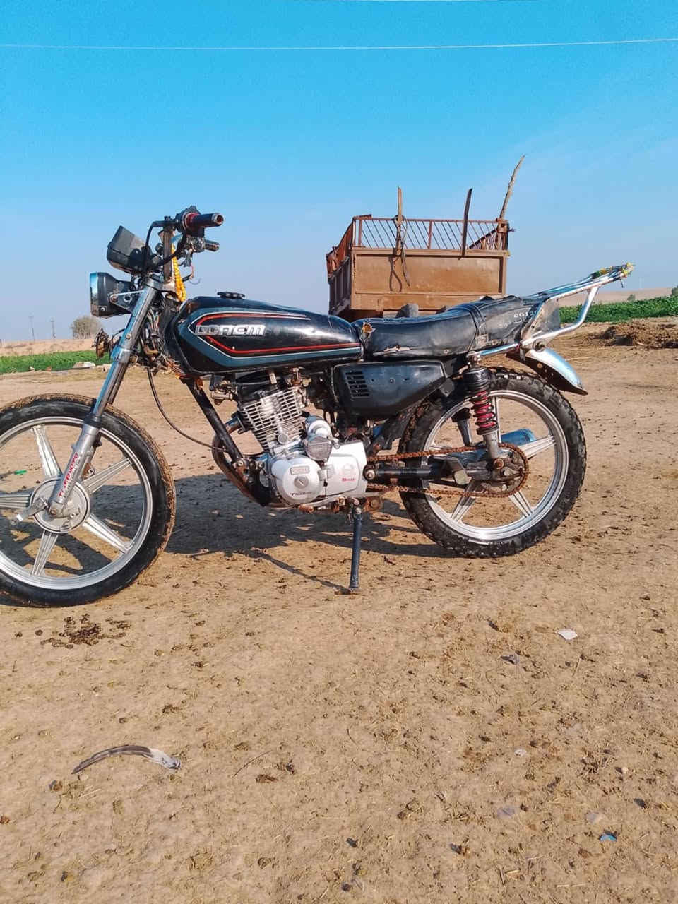 للبيع تايكر5 كير نظيف نص هندر  محرك كير شرط الشراي يتصل ‏‪***********‬‏
