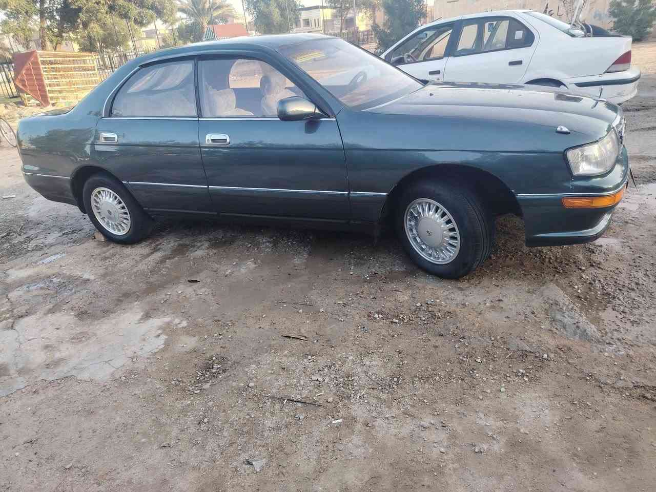 يا الله سلام عليكم كراون بطه موديل 91 رقم نجف وراعيه ايضا نجف ويريد مداور سياره قبل 10 ايام مداوريه انكليزي هزه جديده سنويه لغايت 31 نفاذه كفاله من  كص ونقل جثه  سياره مصبوغه عام جماليه مال جناي  محرك 3000 سي تسعه بيه بخار  السعر المطلوب 55 وبيه مجال  ***********
