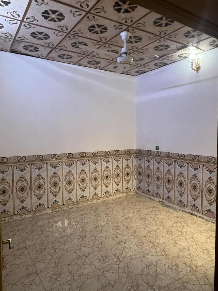 السلام عليكم
اعلان 
يوجد مشتمل  للايجار طابق ارضي بناء حديث جديد يحتوي على غرفتين نوم وصالة واستقبال ومطبخ ومخزن وحمام شرقي وغربي مفصولات وحما خارجي وكراج سيارة 

العنوان:تكريت قرب التقاعد
سعر الايجار 350الف بالشهر
للمعلومات اتصل ***********
