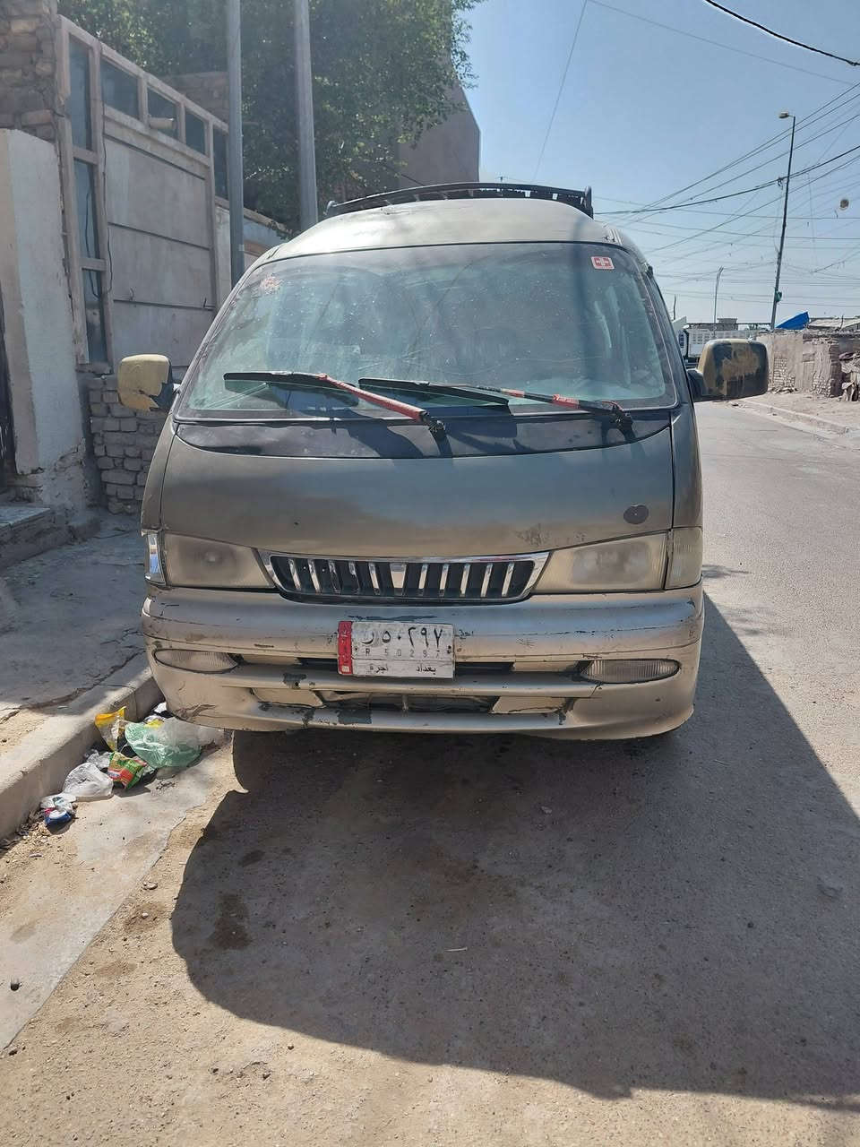 سيارة شبوط للبيع
كفاله كير وكسل ومحرك مجفت جديد 

سيارة خير من الله تجي وتشوف بعينك

عارضينها ب 75 وبيها مجال 
التواصل فقط تصال ع الرقم ***********
