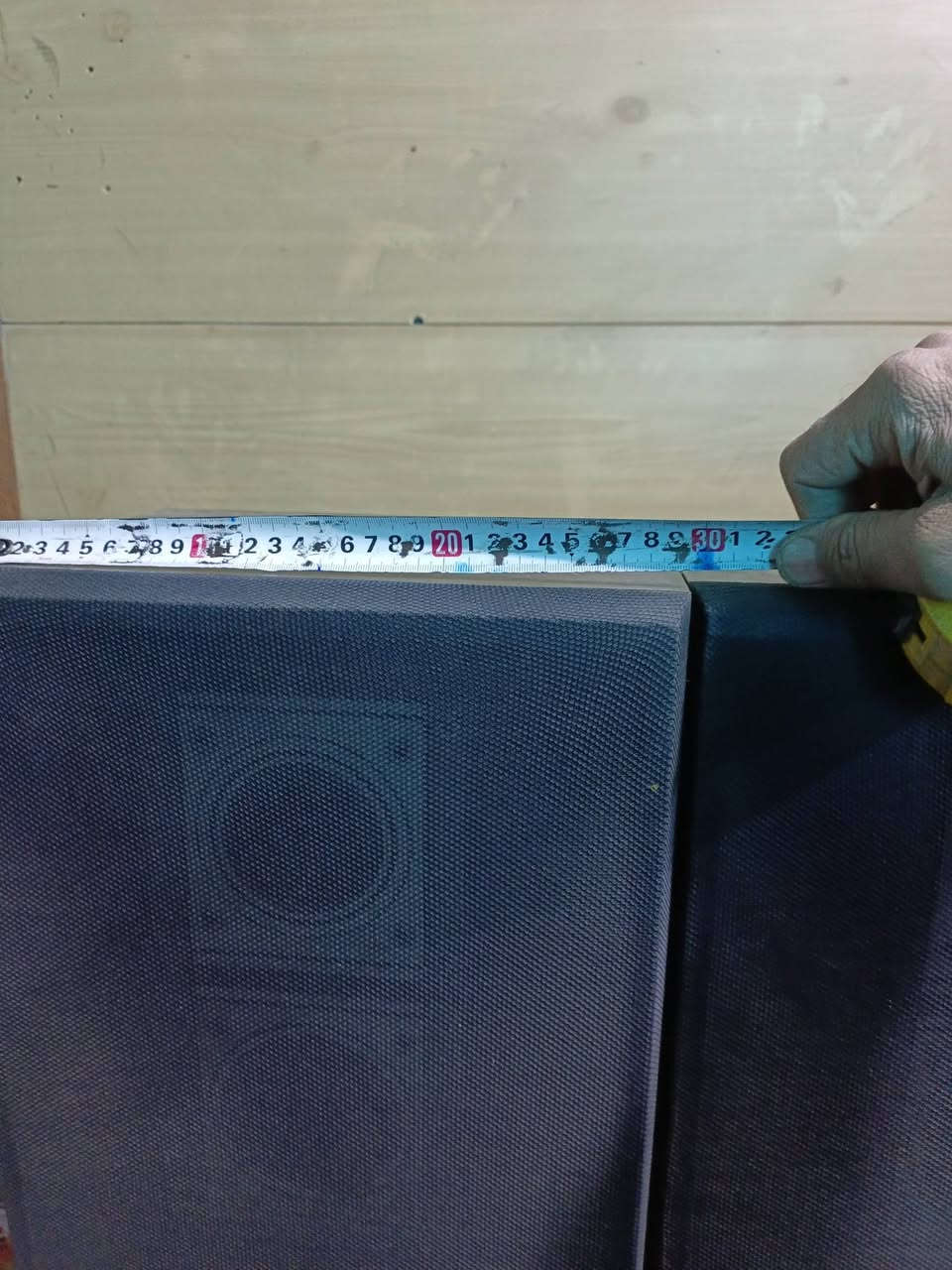 للبيع 
سماعات رويال 
ارتفاع 80 سنتم.عرض30 سنتم 
50 واط.. نظافه مثل ما موضح بالصور 
ع البلاد 
للاستفسار (***********) متواجد واتساب ماسنجر يوجد توصيل 
السعر مراسله الصفحه
