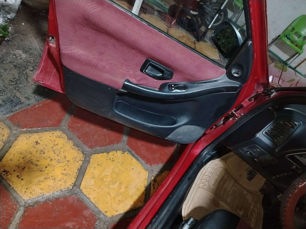 سلام عليكم 306 مصبوغه عام ع ايدي للجماليه جانت جارده تبريد+ تدفئه دوشمه كاعيه وكشنات عارضها 51 وبيها مجال حتى دشبول جديد منظومه تبريد جديده شاد نقصها بس بكلايت مازده جدد والله صبغ درجه اوله ع ايدي اني صبغتها مكاني الاعظميه سبع ابكر ***********
