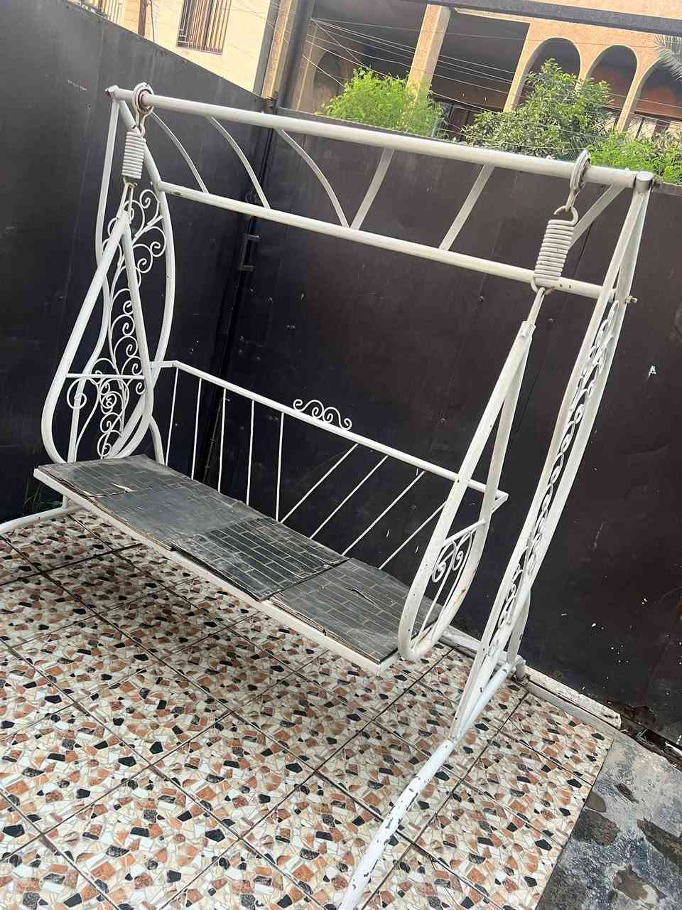 مرجوحه عراقيه تكمه مع الدوشك ظهر وجلسه للبيع بغداد سعرها 100 الف وبيها مجال خاص مفتوح أو الاتصال على الهاتف ***********
