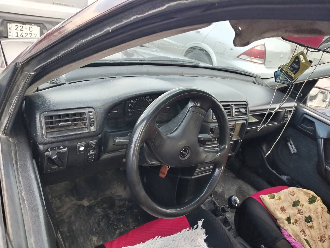 سلامو عليكم ام اوپله بو فروشتنه موديل 1990 رقم هوليره سنوي به سه رجوه  شوين كركوك مكينه 20    دفتر بنزيني نييه   زماره سعري 28 مجال *********** كورك *********** اوبل للبيع محرك 20 سنويه صاقطه من 2020 مكان كركوك
