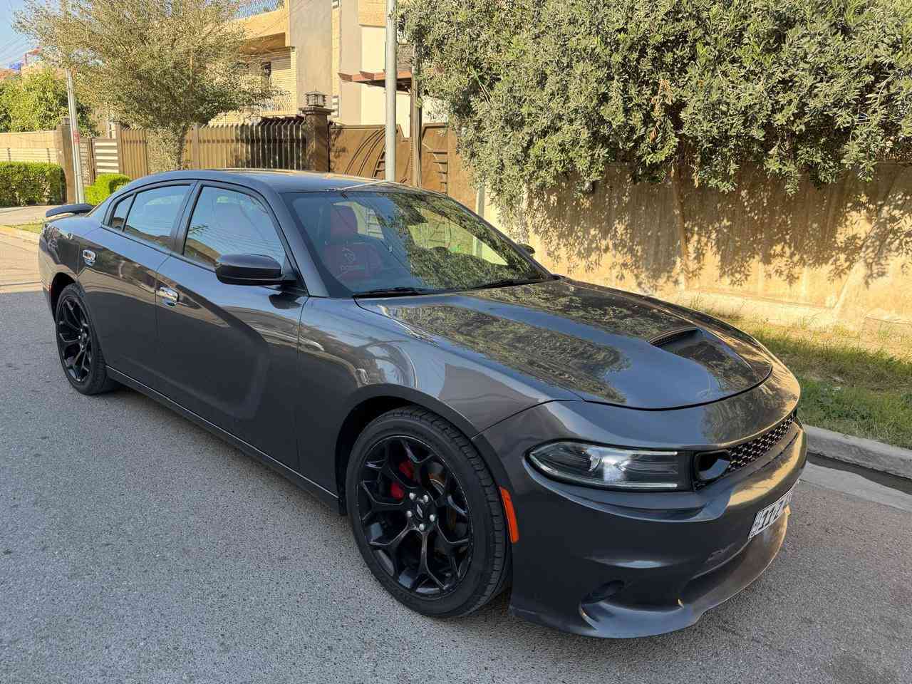 جارجر 2022 اصل رقم بغداد الانكليزي
السعر 198 ورقة

مواصفات SXT 3.600

ضرر بصيط فقط البنيد ومبدل ومصبوغ 
وقطعتين من امريكا كلير جاملغ خلفي وباب كلير فقط من امريكي بدون دواخل ماشية 57ميل 

السعر 198ورقة 

الموقع بغداد - حي الجهاد الاطباء 
***********
