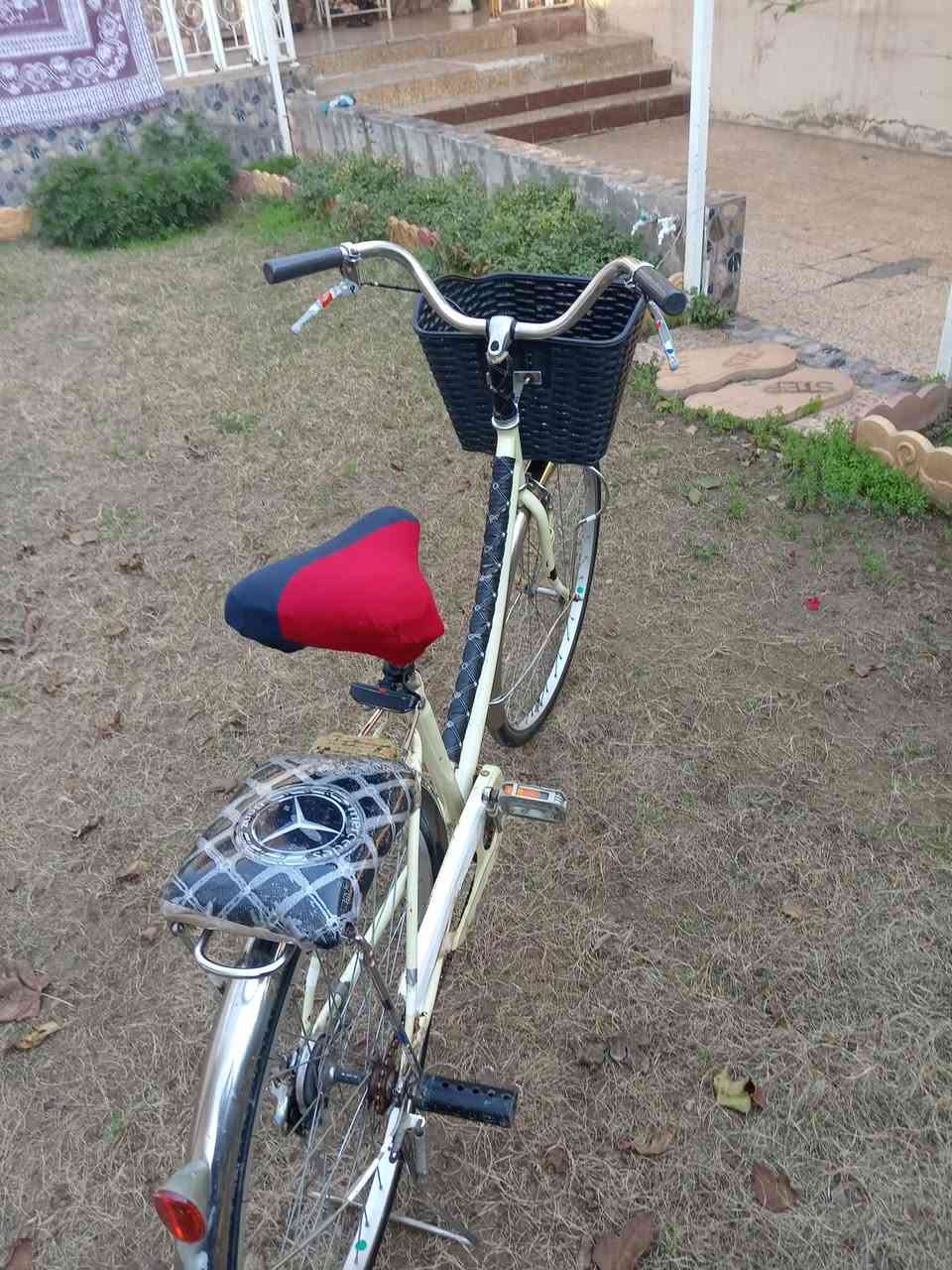 اسلام عليكم باستكل للبيع عبد الحليم حجم26 نضافه80باستكل جاهز ااسعر65 اوبي مجال الرقم ***********
