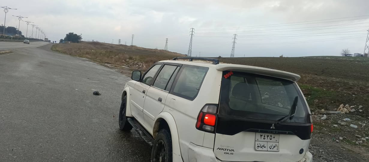 ***********.....مسیۆ بۆشی ناتیڤا . ۲۰۰٨  .. کە وتۆتە سە ر سە قف پیشو دوای بێدە عمە.ساحیب سە نە وی دیار نییە .. کیشە ی یاساهینییە  حیجزو خرامە ی بە شە رت ما .. گیڕو مە کینه و دە بڵ اکسلی بە شە رت .سعری ٤۷ گە ڵا پارە ی علوجی .خرا مە ی دو گە ڵاو نیو تیایە  بۆت اگیڕمە وە . السليمانية, العراق
