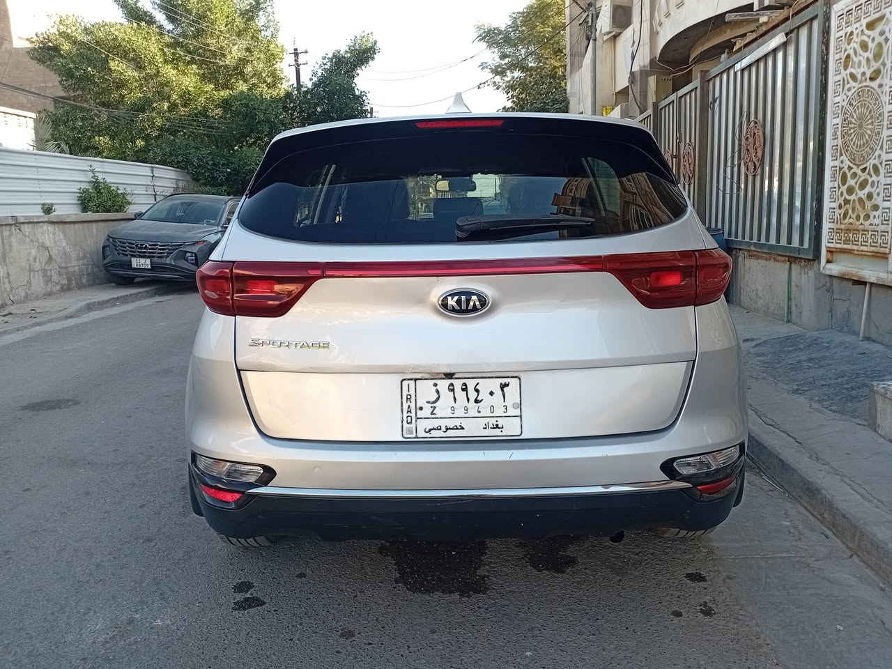 السلام عليكم كيا سبورتج موديل 2020 كلين تايتل كفاله عامه حادثها فقط داعاميه هاندر بريك بصمه  حساسه إماميه تنبيه السايق شاشه جبيره تبريد قطعتين تحكماته 4 جهات مثبت سرعه مانع انحدار
مانع تزحلق كراسي كهرباء توقف ذاتي مثبت سرعه نظام مانع انزلاق نظام نزول منحدرات نظام الايزو فكس درايف مود NoRMAL . SPORT. Eco  كفاله عامه سويج عدد٢ كتلوكات سبير مانازل ماشيه ١١٨ السعر ١٦٢ عنوان بغداد  رقم ***********
