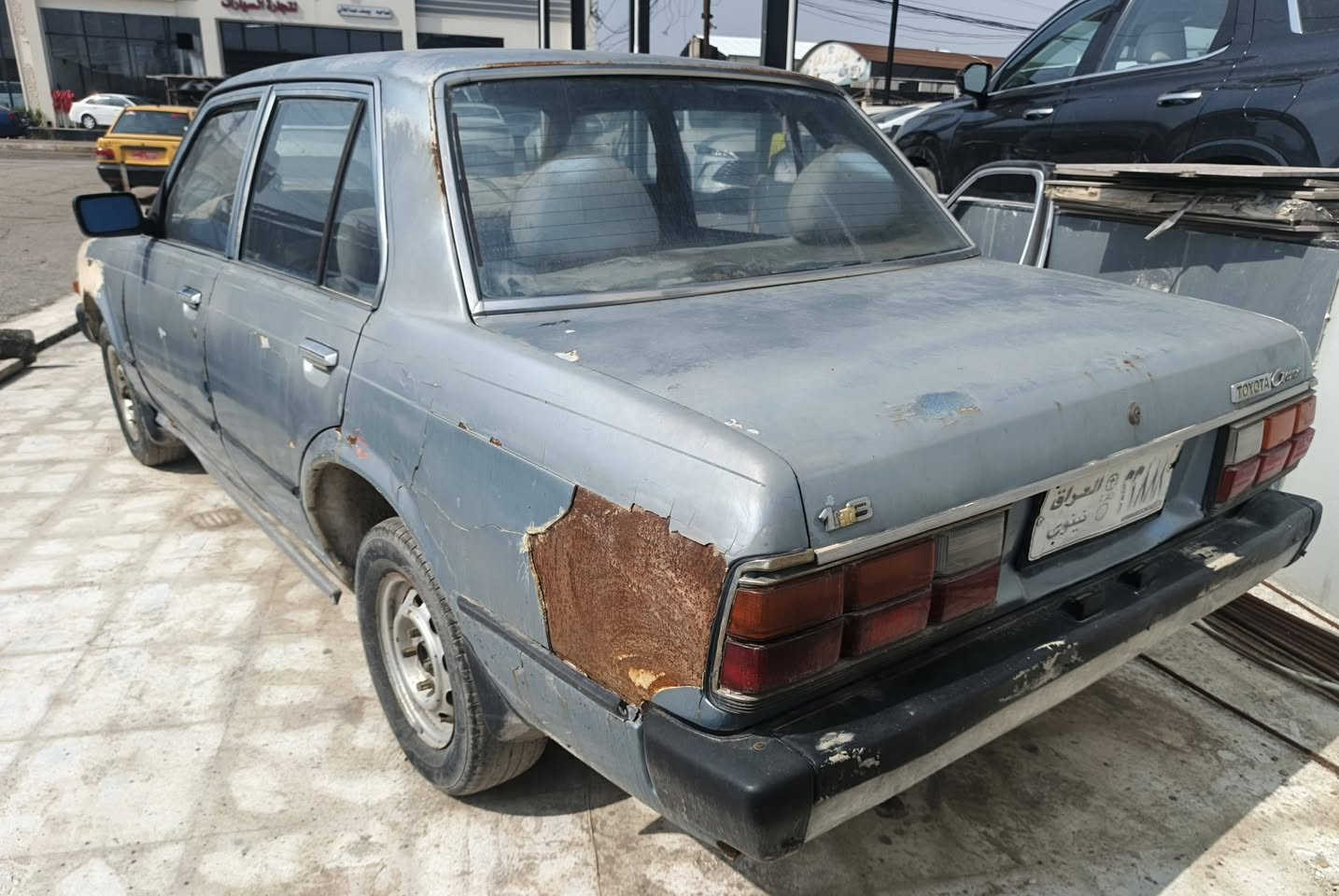 🚗 تويوتا كرونا موديل 1980 للبيع
سيارة كلاسيك بحالة جيدة
✔️ محرك نظيف
✔️ كير نظيف
✔️ رقم مميز وحلو
✔️ تسجيل نينوى شرعي
✔️ عندو موحدة

السيارة جاهزة للاستعمال
 السعر 17 ورقة 
التواصل واتساب فقط 
***********
