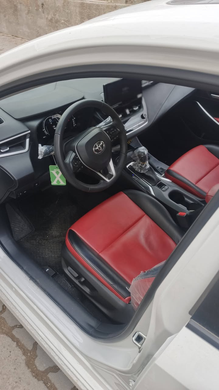 للبيع كورلا هايبرد 2025 ماشيه 3000كيلو متر
فول فول مواصفات  سلايد فتحة سقف 
مواصفات
بصمة
فتحة
دخول ذكي
كامره خلفية عدستين
رادار
ابل كار بلي
نظام نقطة عمياء
نظام تحكم ستيرن
نظام تحديد مسار
توقف ذاتي
اوتو هولد
جام اوتو
قطعتين تبريد
شاشة ديجيتل
شاشة كبير
تحكم اوامر صوتيه
كشنات جلد
سايد بريك بصمة
3 انضمة قيادة (ايكو،نورمال،سبورت)+الهايبرد

مكفوله كفاله عامه 
مكاني بغداد 
***********
