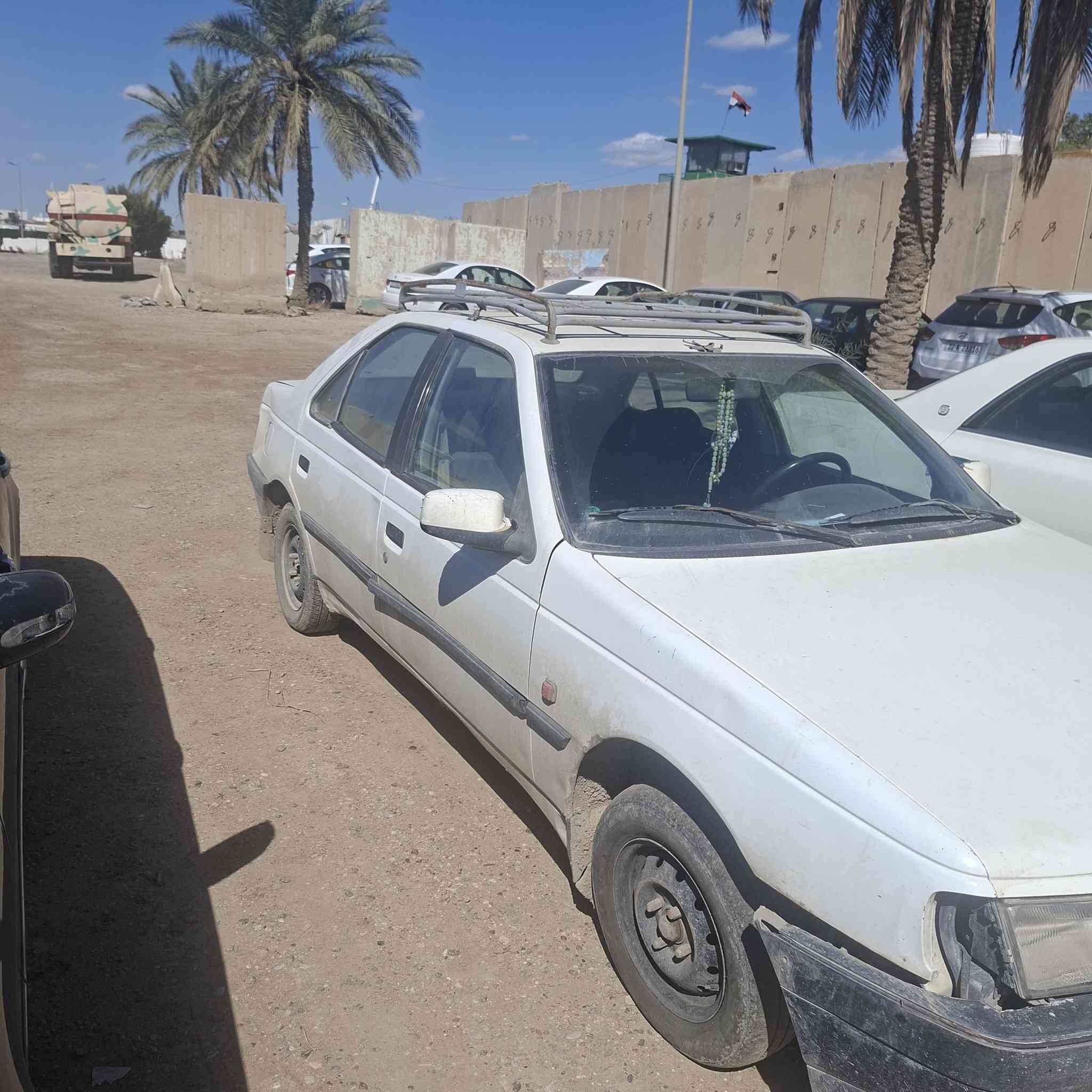 للبيع بدون راعي يعني حديده غراضهه كوله مال شركه *********** السعر 10 ورقات
