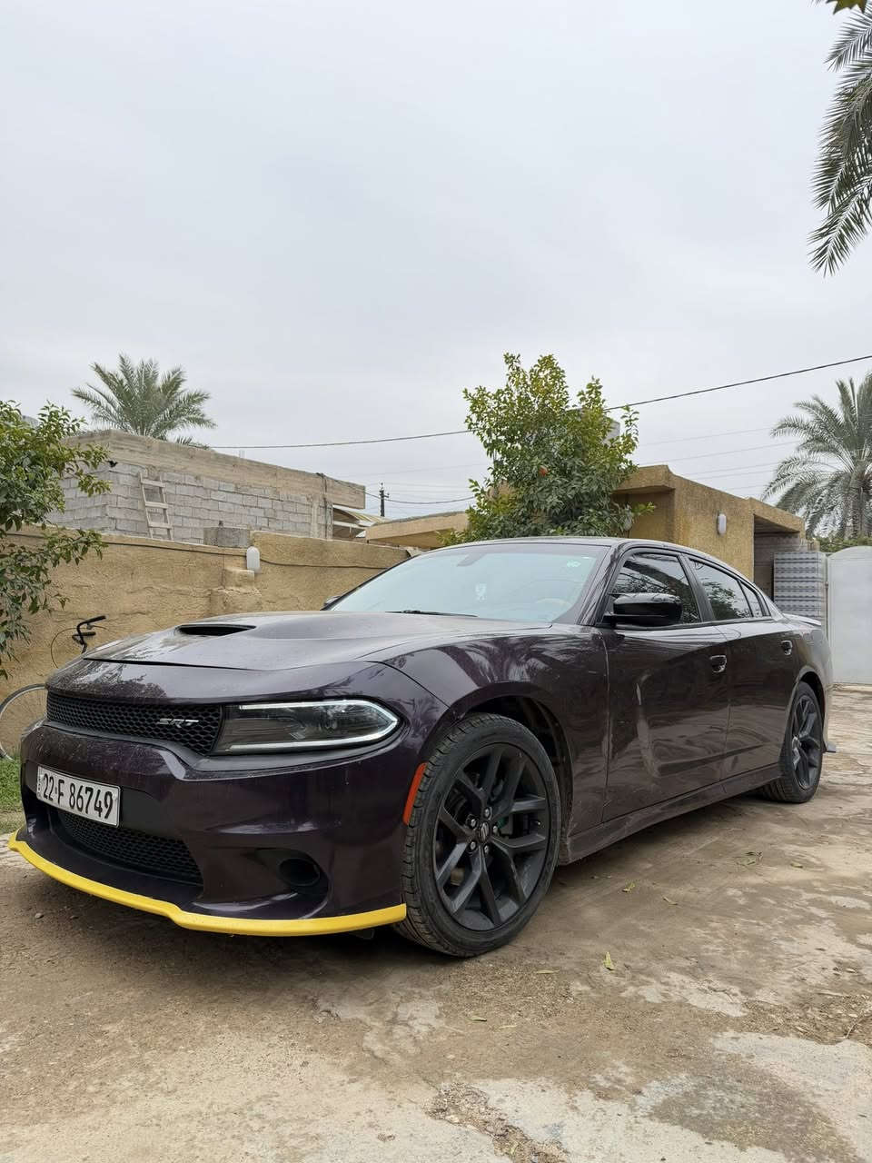 السلام عليكم
للبيع جارجر / RT
موديل 2021 
مكينة 8 سلندر  /5700
رقم أربيل ب اسمي 
بيها كتاب تضليل من المرور  
نسبة 80‎%
السيارة حادثها جاملغ وبنيد 
بدون دواخل
السونار والحادث مرفق ويه المنشور 
مكاني / ديالى جديدة الشط 
للاستفسار / ***********
